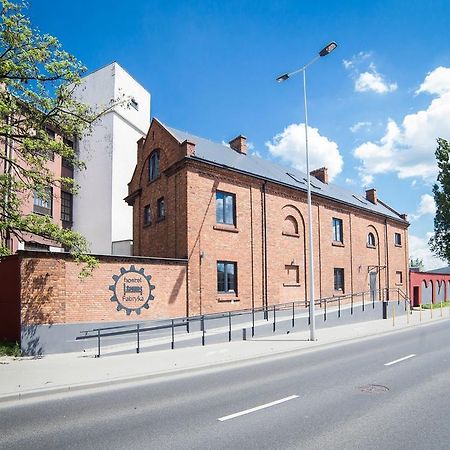Hostel Fabryka Wloclawek Bagian luar foto