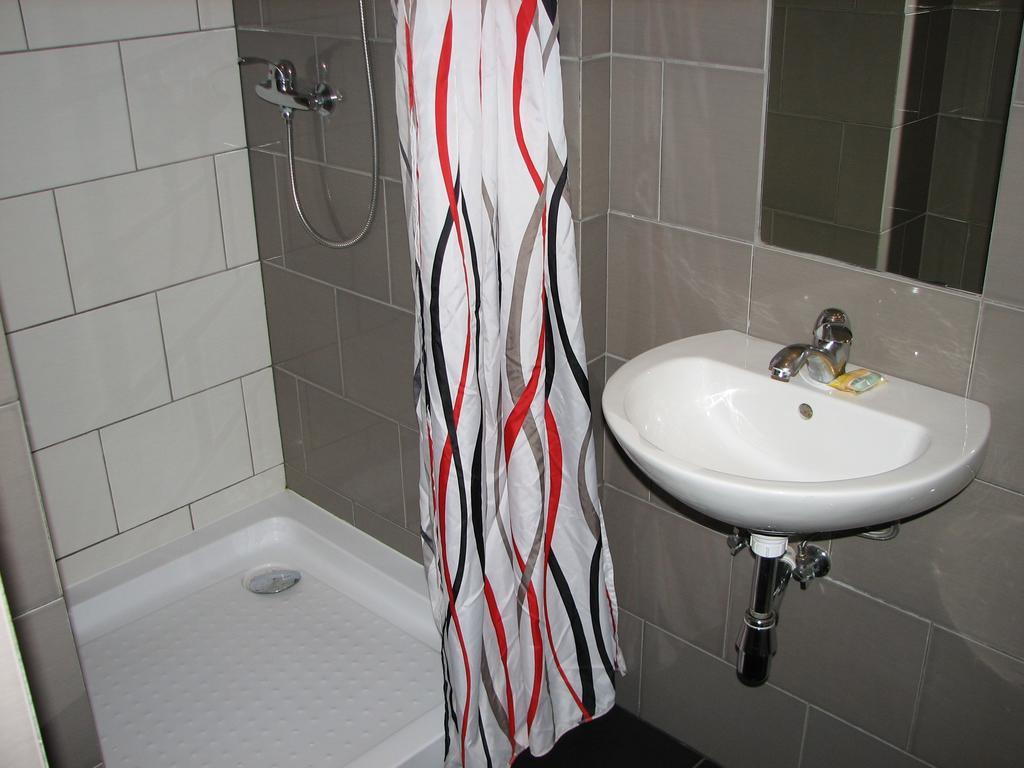 Hostel Fabryka Wloclawek Bagian luar foto