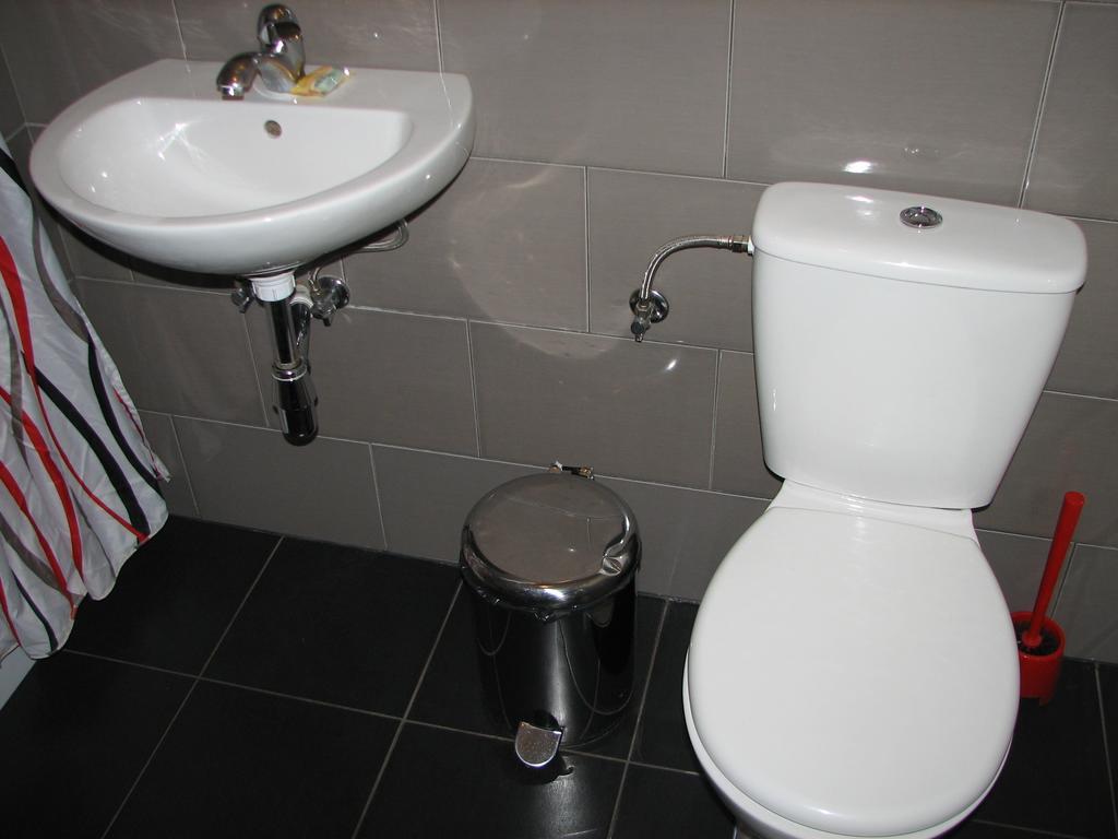 Hostel Fabryka Wloclawek Bagian luar foto
