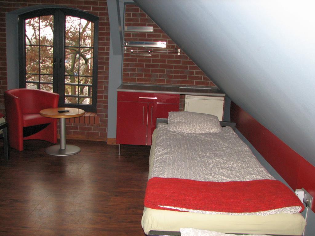 Hostel Fabryka Wloclawek Bagian luar foto