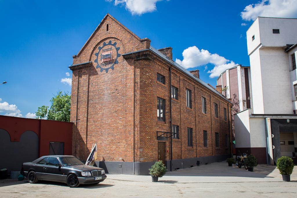 Hostel Fabryka Wloclawek Bagian luar foto